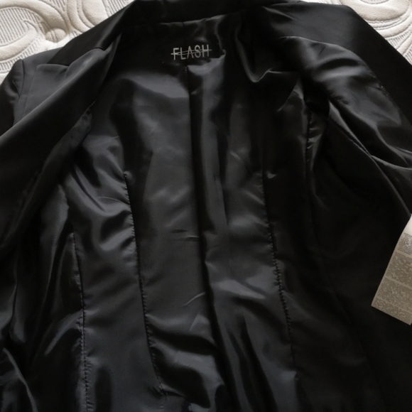 NWOT Black Notch Collar Blazer - Picture 5 of 16